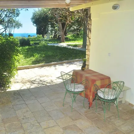 Apartment Haus Lemoni - *