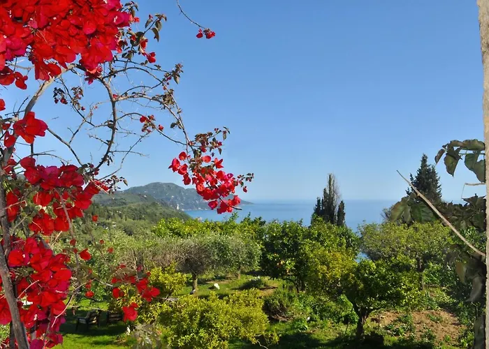Apartment House Lemoni -