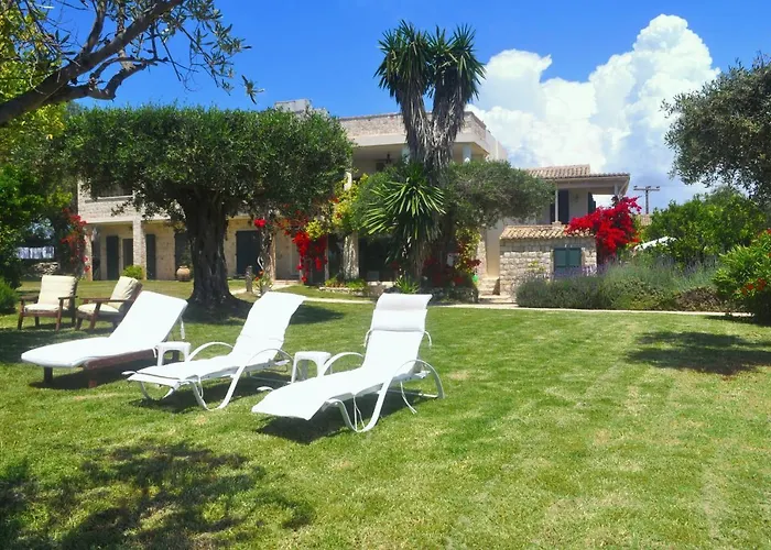 Apartment House Lemoni -