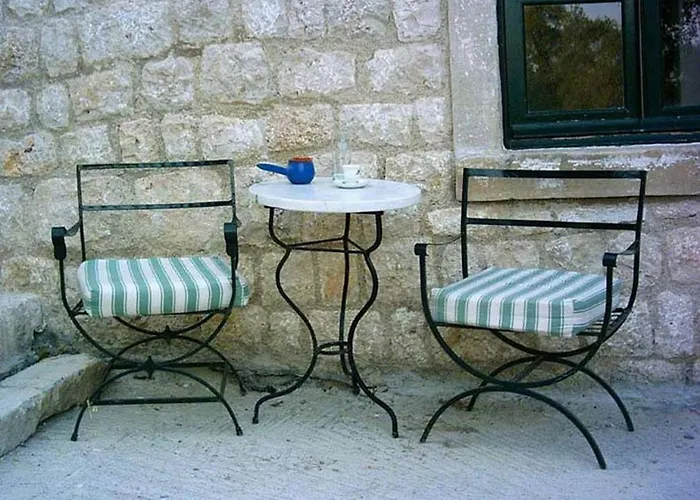 House Lemoni - *