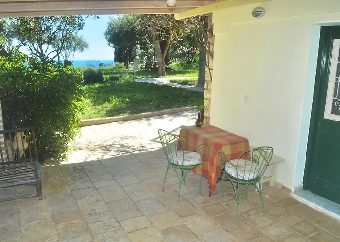 Apartament House Lemoni - *